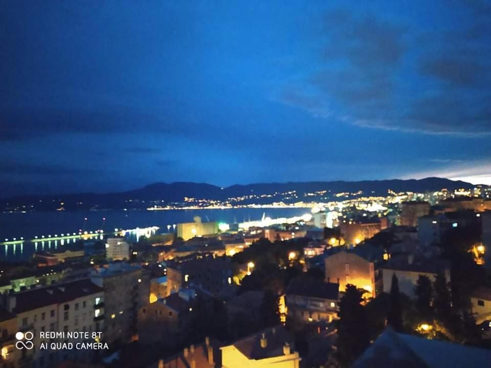 Liburana Apartment Rijeka Eksteriør bilde
