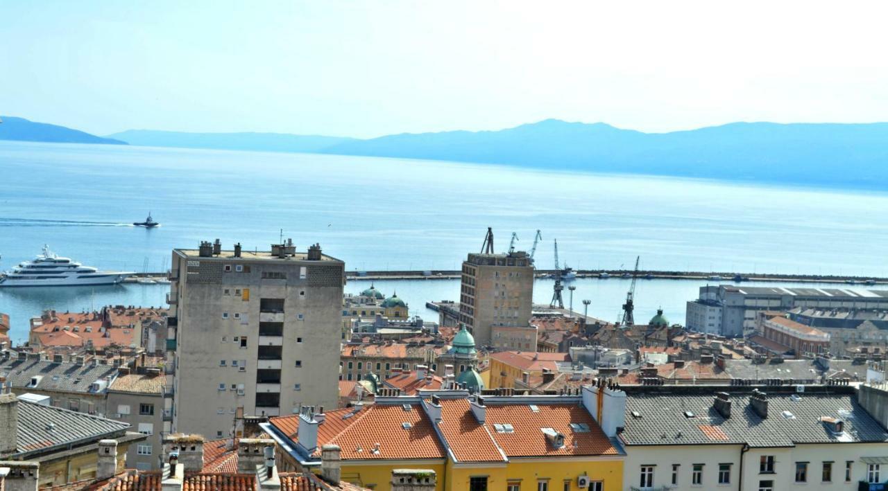Liburana Apartment Rijeka Eksteriør bilde